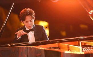 明星谁会钢琴,盘点娱乐圈钢琴高手