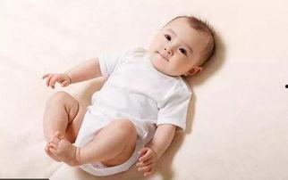 老公吸着乳头睡觉